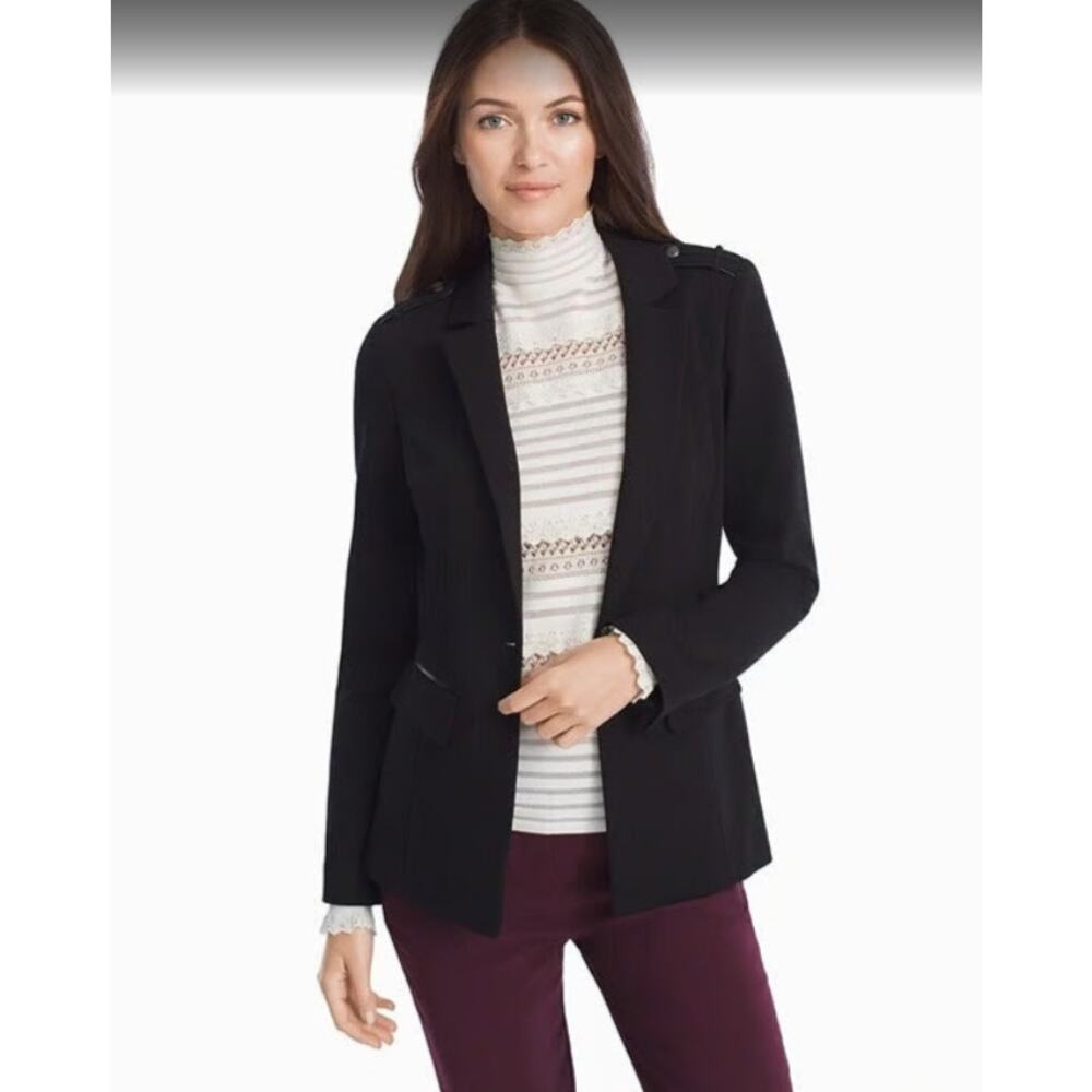 White House Black Market Women's Black Pocket Two-Button Blazer - Size 4